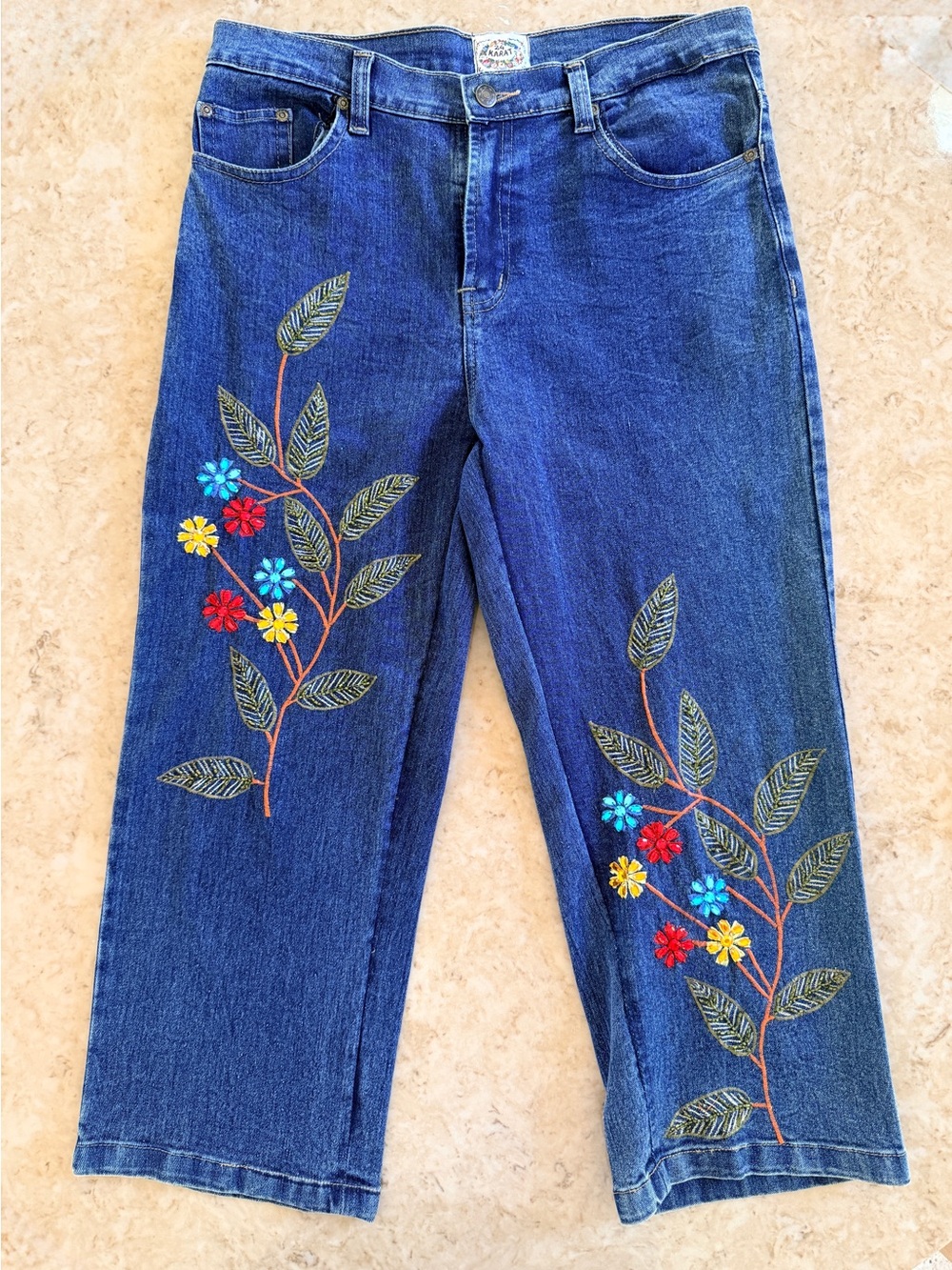 Vintage 24 Karat Floral Embroidered Wide Leg Crop Jeans Size 10